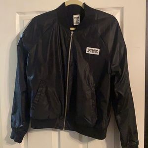PINK Bomber jacket 👀🙌🏼